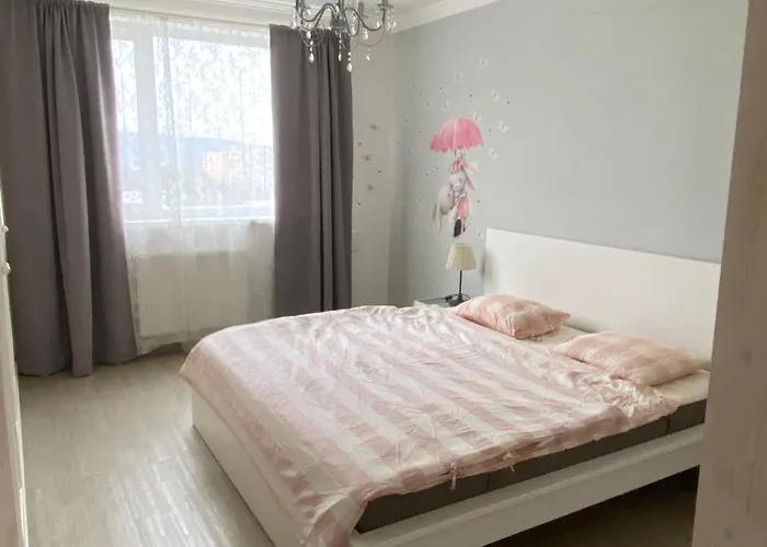 公寓 Bratislava, Bagra Family Apartment, Bathtub, Balcony, Free Parking, 6km Old Town *