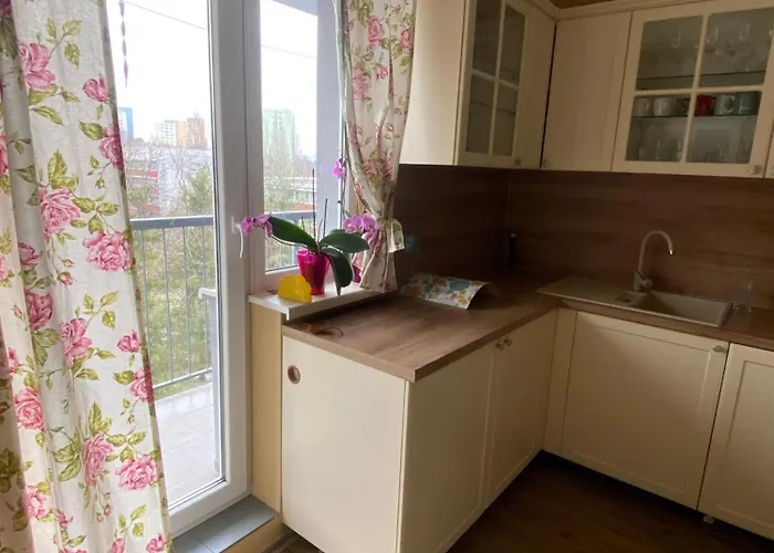 公寓 Bratislava, Bagra Family Apartment, Bathtub, Balcony, Free Parking, 6km Old Town *