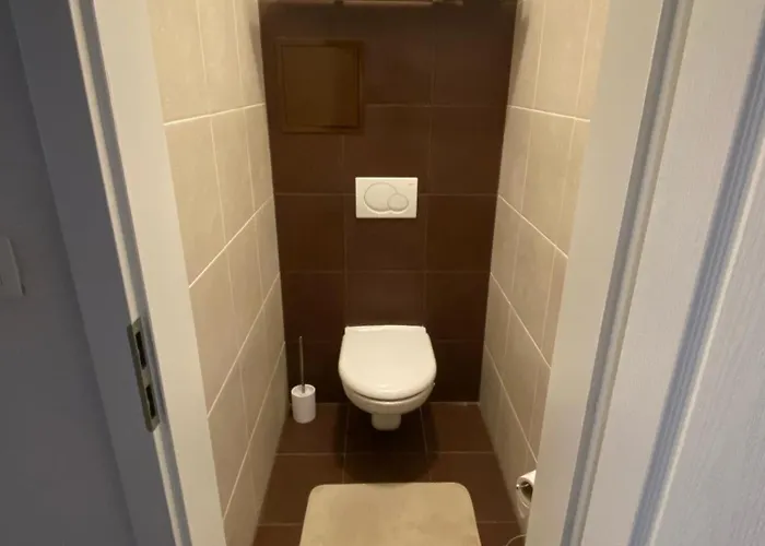 Bagra Apartment, 1-4 Guests, Free Parking & Wifi, 10 Min From Downtown Apartmán Bratislava